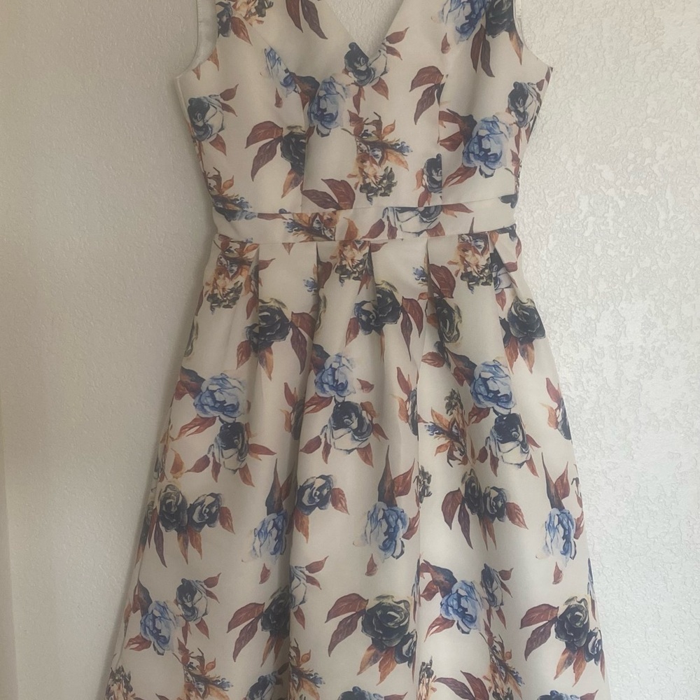 Chi Chi London Cream Sleeveless V-Neck A-Line Dress